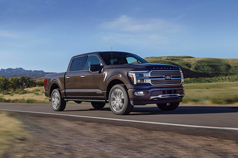 Ford Lobo 2025, Camioneta Pickup potente usada para el Trabajo y salidas de fin de semana